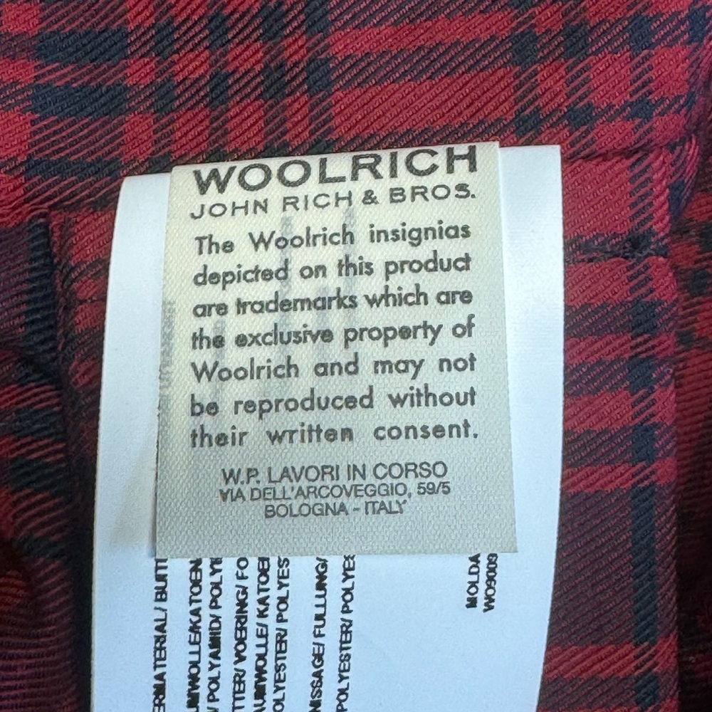 Woolrich Snap Down Red Tartan Lining Back Buckle Pockets Men's Vest Sz M EUC - Picture 4 of 10